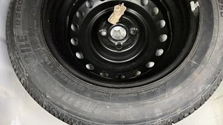 Used 2017 Hyundai Fluidic Verna 4S [2015-2018] 1.6 VTVT SX Petrol Manual tyres SPARE TYRE VIEW
