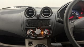 Used 2018 Datsun GO [2014-2019] T Petrol Manual interior MUSIC SYSTEM & AC CONTROL VIEW