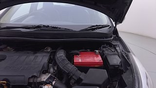 Used 2016 Hyundai Fluidic Verna 4S [2015-2017] 1.6 CRDi SX Diesel Manual engine ENGINE LEFT SIDE HINGE & APRON VIEW
