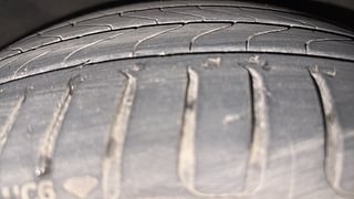 Used 2016 Hyundai Fluidic Verna 4S [2015-2017] 1.6 CRDi SX Diesel Manual tyres RIGHT FRONT TYRE TREAD VIEW