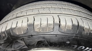 Used 2018 Hyundai Grand i10 [2017-2020] Sportz (O) 1.2 kappa VTVT Petrol Manual tyres LEFT FRONT TYRE TREAD VIEW