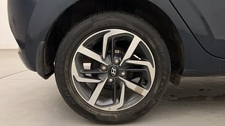 Used 2021 Hyundai Grand i10 Nios Asta 1.2 Kappa VTVT Petrol Manual tyres RIGHT REAR TYRE RIM VIEW