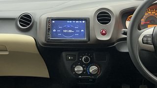 Used 2013 Honda Brio [2011-2016] S MT Petrol Manual interior MUSIC SYSTEM & AC CONTROL VIEW