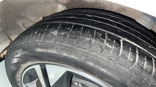 Used 2021 Hyundai New i20 Asta (O) 1.0 Turbo DCT Petrol Automatic tyres LEFT REAR TYRE TREAD VIEW