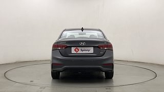 Used 2018 Hyundai Verna [2017-2020] 1.6 VTVT SX (O) AT Petrol Automatic exterior BACK VIEW
