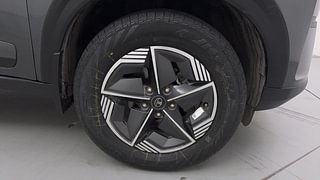 Used 2024 Tata Nexon Creative Plus (S) 1.2 Petrol 7DCA Dual Tone Petrol Automatic tyres RIGHT FRONT TYRE RIM VIEW