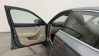 Used 2018 Skoda Superb [2016-2020] L&K TDI AT Diesel Automatic interior LEFT FRONT DOOR OPEN VIEW
