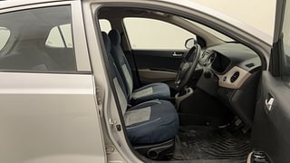 Used 2015 Hyundai Grand i10 [2013-2017] Asta 1.2 Kappa VTVT Petrol Manual interior RIGHT SIDE FRONT DOOR CABIN VIEW