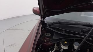 Used 2013 Honda City [2011-2014] 1.5 S MT Petrol Manual engine ENGINE RIGHT SIDE HINGE & APRON VIEW