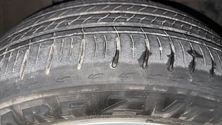Used 2022 Honda City V CVT Petrol Automatic tyres RIGHT FRONT TYRE TREAD VIEW