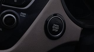 Used 2020 Hyundai Elite i20 [2018-2020] Asta (O) CVT Petrol Automatic top_features Keyless start