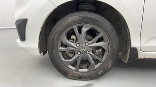 Used 2019 Honda Amaze [2018-2021] 1.2 VX i-VTEC Petrol Manual tyres LEFT FRONT TYRE RIM VIEW