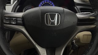 Used 2013 Honda City [2011-2014] 1.5 S MT Petrol Manual top_features Steering mounted controls