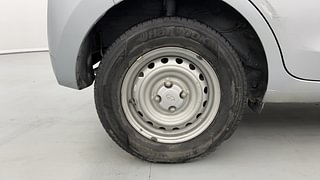 Used 2019 Hyundai New Santro 1.1 Magna Petrol Manual tyres RIGHT REAR TYRE RIM VIEW