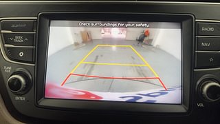Used 2020 Hyundai Elite i20 [2018-2020] Asta (O) CVT Petrol Automatic top_features Rear camera