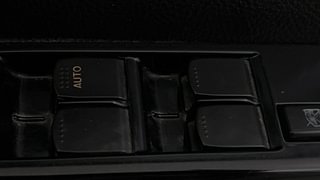 Used 2017 Maruti Suzuki Wagon R 1.0 [2010-2019] VXi Petrol Manual top_features Power windows