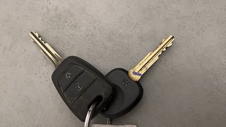 Used 2018 Hyundai Grand i10 [2017-2020] Sportz (O) 1.2 kappa VTVT Petrol Manual extra CAR KEY VIEW