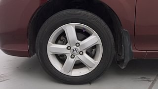 Used 2013 Honda City [2011-2014] 1.5 S MT Petrol Manual tyres LEFT FRONT TYRE RIM VIEW