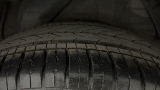 Used 2013 Hyundai i20 [2012-2014] Asta 1.4 CRDI Diesel Manual tyres LEFT REAR TYRE TREAD VIEW