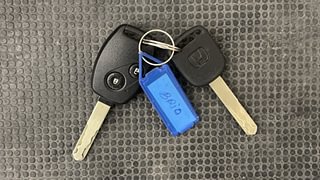 Used 2013 Honda Brio [2011-2016] S MT Petrol Manual extra CAR KEY VIEW