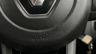 Used 2019 Renault Kwid CLIMBER 1.0 AMT Opt Petrol Automatic top_features Airbags