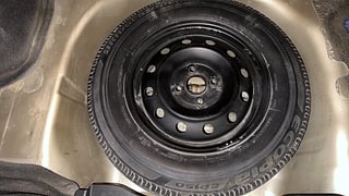 Used 2012 Maruti Suzuki Swift Dzire VDI Diesel Manual tyres SPARE TYRE VIEW