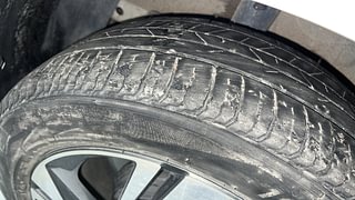 Used 2021 Hyundai New i20 Asta (O) 1.0 Turbo DCT Petrol Automatic tyres RIGHT REAR TYRE TREAD VIEW