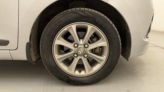 Used 2015 Hyundai Grand i10 [2013-2017] Asta 1.2 Kappa VTVT Petrol Manual tyres RIGHT FRONT TYRE RIM VIEW