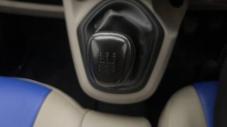 Used 2018 Datsun GO [2014-2019] T Petrol Manual interior GEAR  KNOB VIEW