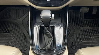 Used 2021 MG Motors Hector 1.5 Sharp CVT Petrol Automatic interior GEAR  KNOB VIEW
