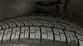 Used 2017 Maruti Suzuki Alto K10 [2014-2019] VXi Petrol Manual tyres LEFT FRONT TYRE TREAD VIEW