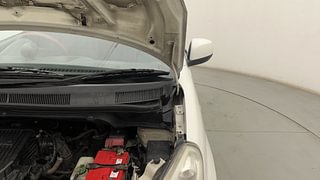 Used 2014 Maruti Suzuki Ritz Vxi BS-IV Petrol Manual engine ENGINE LEFT SIDE HINGE & APRON VIEW
