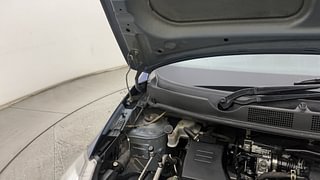 Used 2018 Datsun GO [2014-2019] T Petrol Manual engine ENGINE RIGHT SIDE HINGE & APRON VIEW