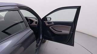 Used 2020 Hyundai Elite i20 [2018-2020] Asta (O) CVT Petrol Automatic interior RIGHT FRONT DOOR OPEN VIEW