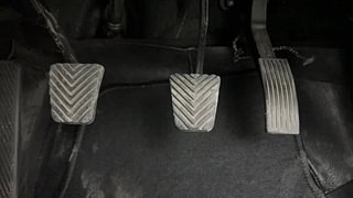Used 2017 Hyundai Fluidic Verna 4S [2015-2018] 1.6 VTVT SX Petrol Manual interior PEDALS VIEW