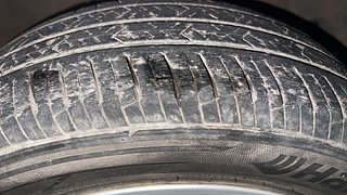 Used 2018 Hyundai Grand i10 [2017-2020] Magna 1.2 Kappa VTVT CNG (outside fitted) Petrol+cng Manual tyres RIGHT FRONT TYRE TREAD VIEW