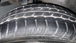 Used 2017 Maruti Suzuki Wagon R 1.0 [2010-2019] VXi Petrol Manual tyres RIGHT REAR TYRE TREAD VIEW