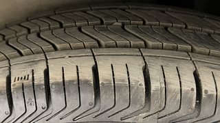 Used 2014 Maruti Suzuki Ritz Vxi BS-IV Petrol Manual tyres LEFT REAR TYRE TREAD VIEW