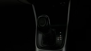 Used 2022 Tata Altroz XZA+ Petrol Automatic interior GEAR  KNOB VIEW