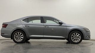 Used 2018 Skoda Superb [2016-2020] L&K TDI AT Diesel Automatic exterior RIGHT SIDE VIEW