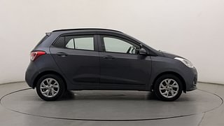Used 2018 Hyundai Grand i10 [2017-2020] Sportz (O) 1.2 kappa VTVT Petrol Manual exterior RIGHT SIDE VIEW