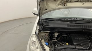 Used 2014 Maruti Suzuki Ritz Vxi BS-IV Petrol Manual engine ENGINE RIGHT SIDE HINGE & APRON VIEW