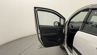 Used 2014 Maruti Suzuki Ritz Vxi BS-IV Petrol Manual interior LEFT FRONT DOOR OPEN VIEW