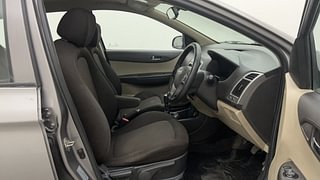 Used 2013 Hyundai i20 [2012-2014] Asta 1.4 CRDI Diesel Manual interior RIGHT SIDE FRONT DOOR CABIN VIEW