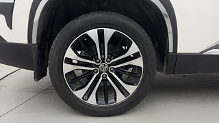 Used 2021 MG Motors Hector 1.5 Sharp CVT Petrol Automatic tyres RIGHT REAR TYRE RIM VIEW
