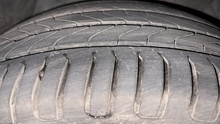 Used 2016 Hyundai Fluidic Verna 4S [2015-2017] 1.6 CRDi SX Diesel Manual tyres LEFT REAR TYRE TREAD VIEW