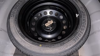 Used 2016 Hyundai Fluidic Verna 4S [2015-2017] 1.6 CRDi SX Diesel Manual tyres SPARE TYRE VIEW