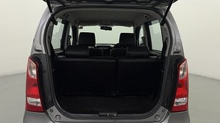 Used 2017 Maruti Suzuki Wagon R 1.0 [2010-2019] VXi Petrol Manual interior DICKY INSIDE VIEW