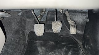 Used 2018 Datsun GO [2014-2019] T Petrol Manual interior PEDALS VIEW