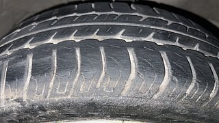 Used 2017 Maruti Suzuki Wagon R 1.0 [2010-2019] VXi Petrol Manual tyres RIGHT FRONT TYRE TREAD VIEW